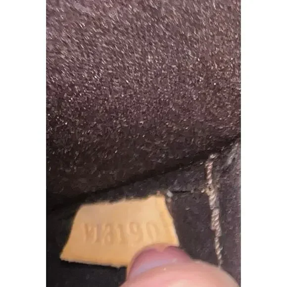 Louis Vuitton Vernis Brea MM - Griotte - Picture 2 of 11